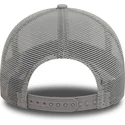 petten-gebogen-grijs-snapback-a-frame-ski-patch-van-st-moritz-steden-en-stranden-van-new-era