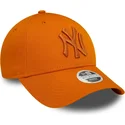 petten-gebogen-oranje-verstelbaar-9forty-league-essential-van-new-york-yankees-mlb-van-new-era