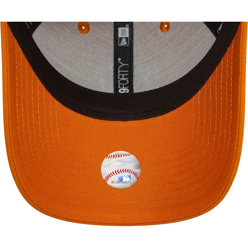 petten-gebogen-oranje-verstelbaar-9forty-league-essential-van-new-york-yankees-mlb-van-new-era
