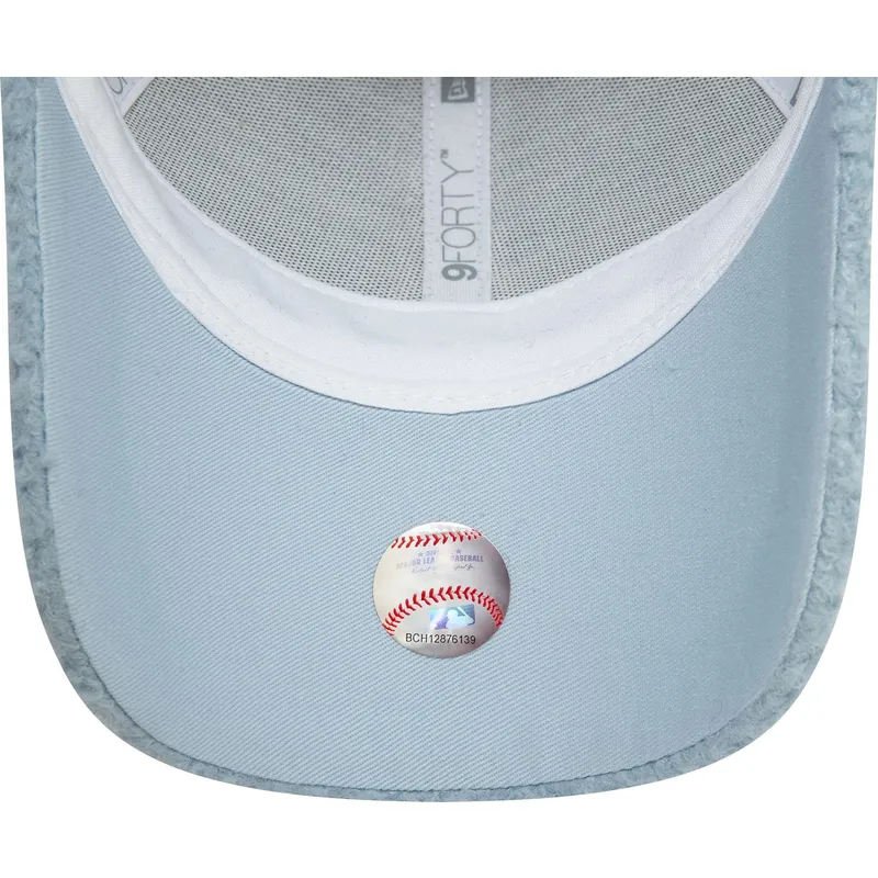 petten-gebogen-blauw-verstelbaar-9forty-borg-van-new-york-yankees-mlb-van-new-era