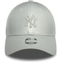 petten-gebogen-grijs-verstelbaar-plateada-plateado-9forty-midi-pu-van-new-york-yankees-mlb-van-new-era