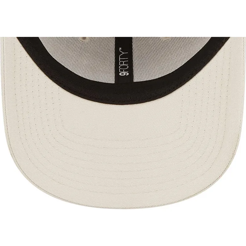 petten-gebogen-beige-verstelbaar-9forty-league-essential-van-los-angeles-dodgers-mlb-van-new-era petten-gebogen-beige-verstelbaar-9forty-league-essential-van-los-angeles-dodgers-mlb-van-new-era