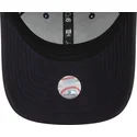 petten-gebogen-marineblauw-verstelbaar-9forty-side-patch-van-new-york-yankees-mlb-van-new-era