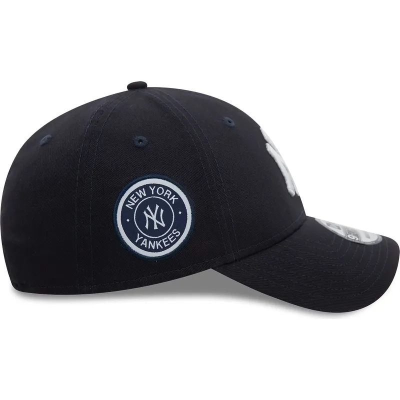 petten-gebogen-marineblauw-verstelbaar-9forty-side-patch-van-new-york-yankees-mlb-van-new-era petten-gebogen-marineblauw-verstelbaar-9forty-side-patch-van-new-york-yankees-mlb-van-new-era