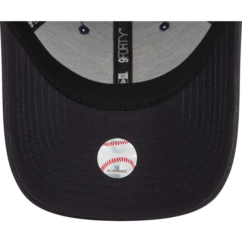 petten-gebogen-marineblauw-verstelbaar-9forty-side-patch-van-boston-red-sox-mlb-van-new-era