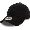petten-gebogen-zwart-verstelbaar-9twenty-washed-van-new-york-yankees-mlb-van-new-era