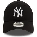 petten-gebogen-zwart-verstelbaar-9twenty-washed-van-new-york-yankees-mlb-van-new-era