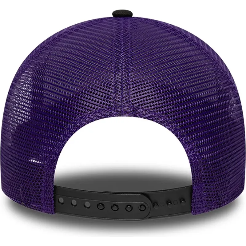 petten-gebogen-zwart-snapback-a-frame-classic-van-toronto-raptors-nba-van-new-era