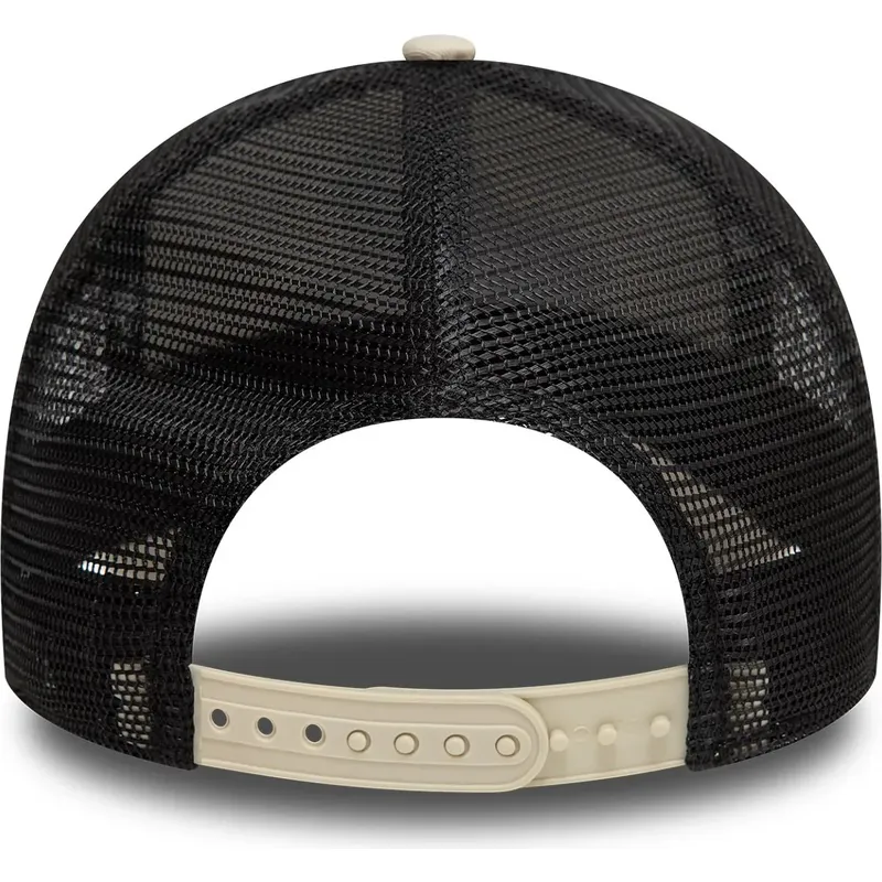 petten-gebogen-zwart-snapback-9forty-a-frame-outdoor-patch-van-new-era petten-gebogen-zwart-snapback-9forty-a-frame-outdoor-patch-van-new-era