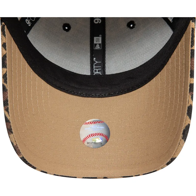 petten-gebogen-luipaard-verstelbaar-9forty-van-new-york-yankees-mlb-van-new-era