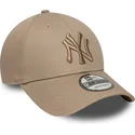 petten-gebogen-bruin-verstelbaar-9forty-league-essential-van-new-york-yankees-mlb-van-new-era