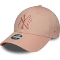 petten-gebogen-roze-verstelbaar-9forty-league-essential-van-new-york-yankees-mlb-van-new-era