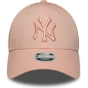 petten-gebogen-roze-verstelbaar-9forty-league-essential-van-new-york-yankees-mlb-van-new-era