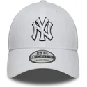 petten-gebogen-wit-verstelbaar-9forty-outline-van-new-york-yankees-mlb-van-new-era