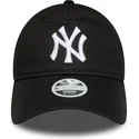 petten-gebogen-zwart-verstelbaar-9twenty-league-essential-van-new-york-yankees-mlb-van-new-era