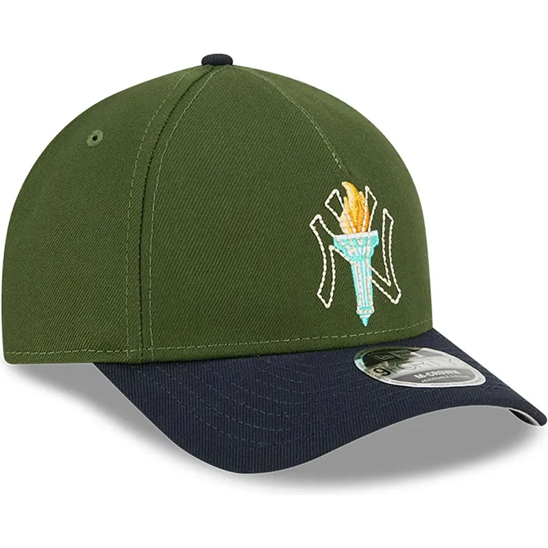 petten-gebogen-meerkleurig-snapback-9forty-m-crown-city-feature-van-new-york-yankees-mlb-van-new-era