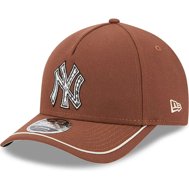 petten-gebogen-bruin-snapback-9forty-m-crown-a-frame-motorsport-van-new-york-yankees-mlb-van-new-era