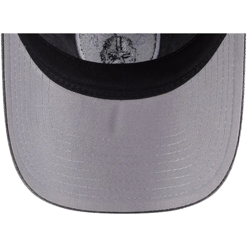 petten-gebogen-grijs-verstelbaar-9twenty-washed-contrast-van-las-vegas-raiders-nfl-van-new-era