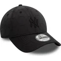 petten-gebogen-zwart-verstelbaar-9forty-quilted-van-new-york-yankees-mlb-van-new-era