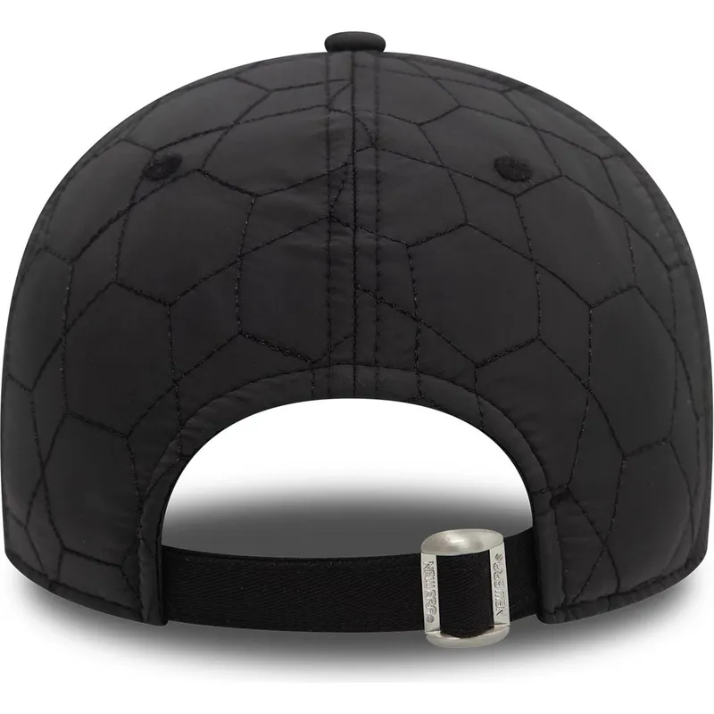 petten-gebogen-zwart-verstelbaar-9forty-quilted-van-new-york-yankees-mlb-van-new-era