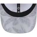 petten-gebogen-grijs-verstelbaar-9twenty-leaf-open-back-spring-training-fan-pack-2025-van-new-york-yankees-mlb-van-new-era