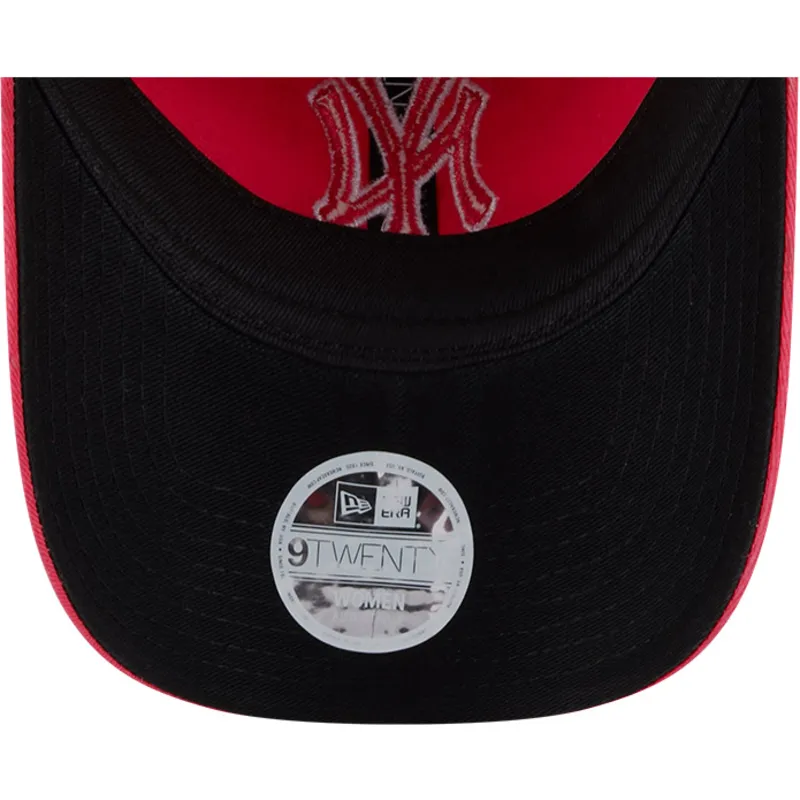 petten-gebogen-roze-verstelbaar-9twenty-pattern-spring-training-fan-pack-2025-van-new-york-yankees-mlb-van-new-era petten-gebogen-roze-verstelbaar-9twenty-pattern-spring-training-fan-pack-2025-van-new-york-yankees-mlb-van-new-era