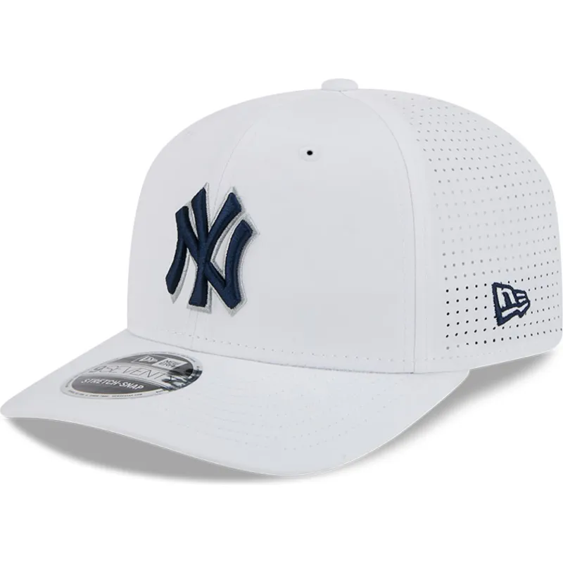 petten-gebogen-wit-snapback-9seventy-perf-spring-training-fan-pack-2025-van-new-york-yankees-mlb-van-new-era