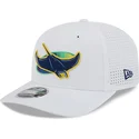 petten-gebogen-wit-snapback-9seventy-perf-spring-training-fan-pack-2025-van-tampa-bay-rays-mlb-van-new-era