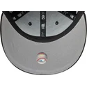 petten-plat-zwart-fitted-59fifty-mythical-van-new-york-yankees-mlb-van-new-era