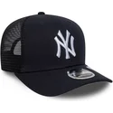 petten-gebogen-marineblauw-snapback-9seventy-stretch-snap-van-new-york-yankees-mlb-van-new-era