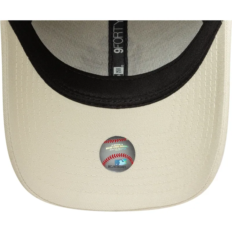 petten-gebogen-beige-verstelbaar-9forty-floral-icon-van-new-york-yankees-mlb-van-new-era