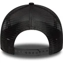 petten-gebogen-zwart-snapback-a-frame-oval-distress-patch-van-new-era
