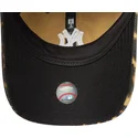 petten-gebogen-luipaard-verstelbaar-9twenty-outline-van-new-york-yankees-mlb-van-new-era