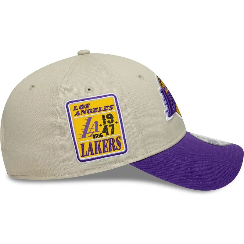 petten-gebogen-beige-verstelbaar-9forty-contrast-patch-van-los-angeles-lakers-nba-van-new-era