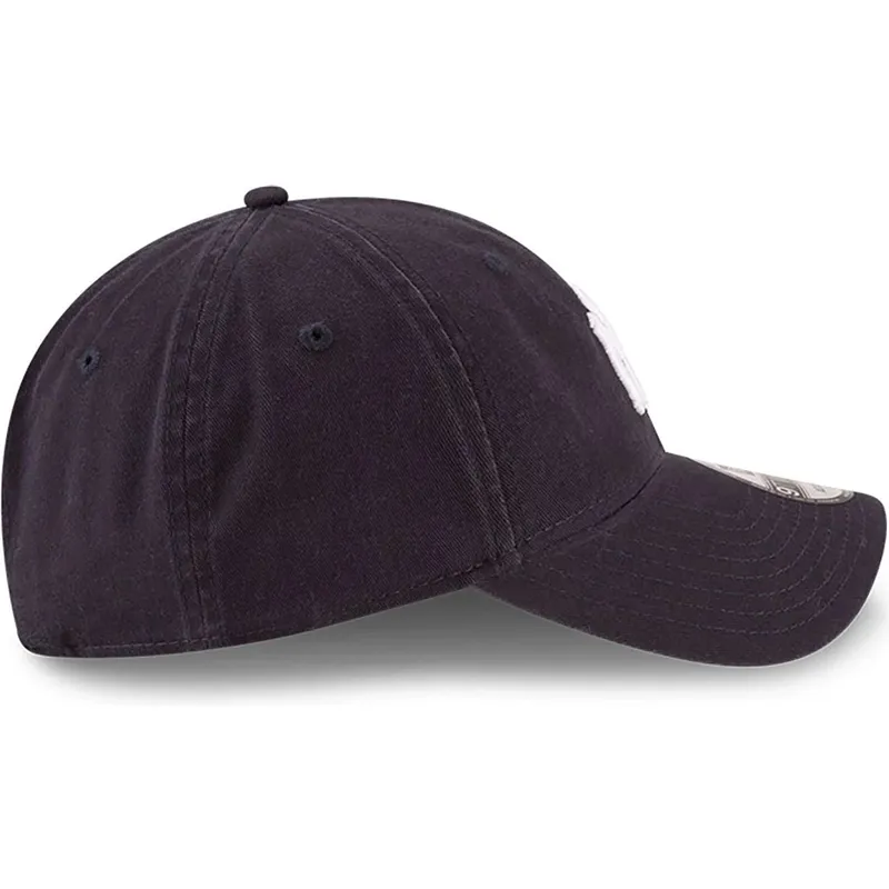 petten-gebogen-marineblauw-verstelbaar-9twenty-core-classic-van-new-york-yankees-mlb-van-new-era petten-gebogen-marineblauw-verstelbaar-9twenty-core-classic-van-new-york-yankees-mlb-van-new-era