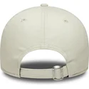 petten-gebogen-beige-verstelbaar-9forty-side-script-van-new-york-yankees-mlb-van-new-era