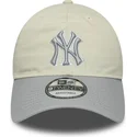petten-gebogen-beige-verstelbaar-9twenty-world-series-cooperstown-van-new-york-yankees-mlb-van-new-era