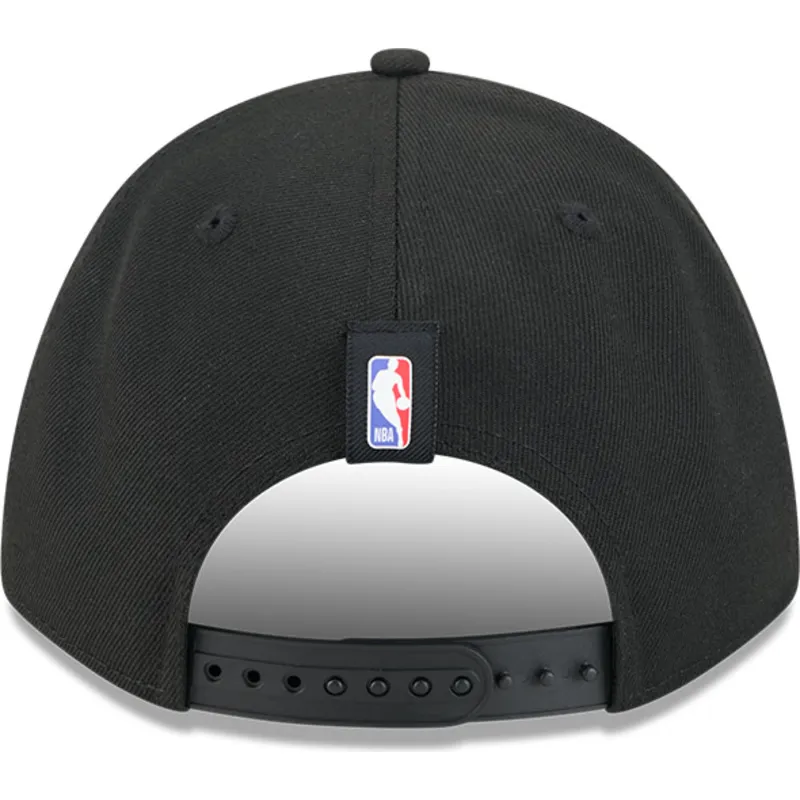 petten-gebogen-zwart-snapback-9forty-m-crown-draft-2025-van-chicago-bulls-nba-van-new-era petten-gebogen-zwart-snapback-9forty-m-crown-draft-2025-van-chicago-bulls-nba-van-new-era