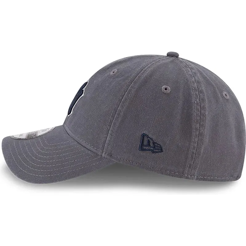 petten-gebogen-grijs-verstelbaar-9twenty-core-classics-van-new-york-yankees-mlb-van-new-era
