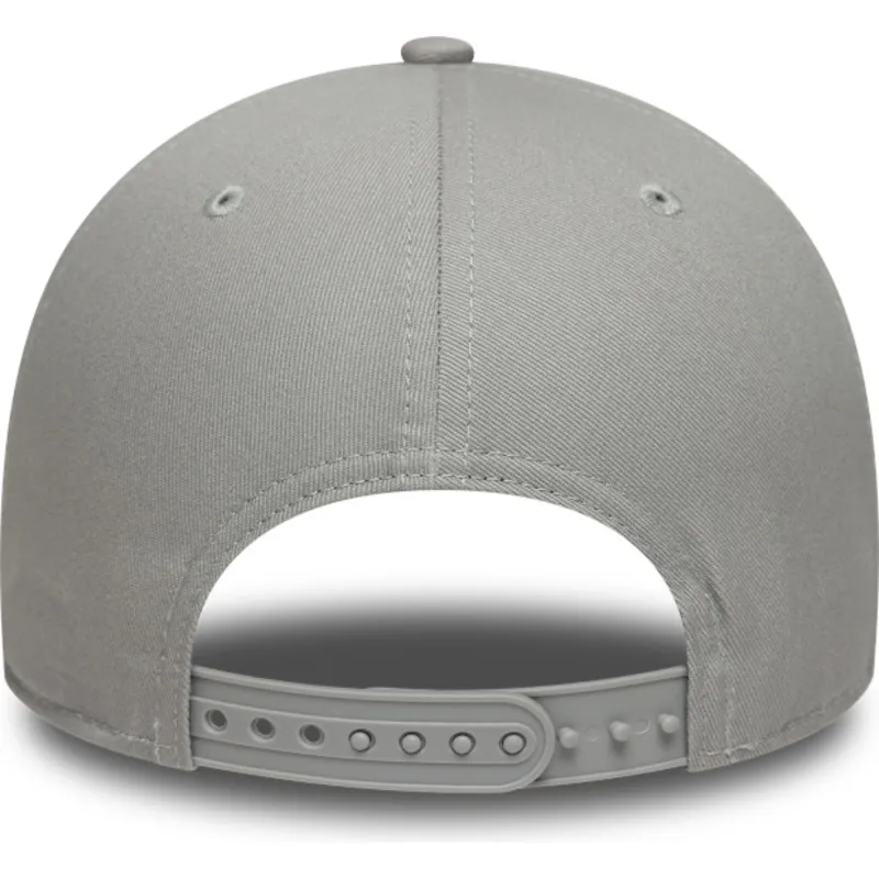 petten-gebogen-grijs-snapback-9forty-core-van-ufc-ultimate-fighting-championship-van-new-era