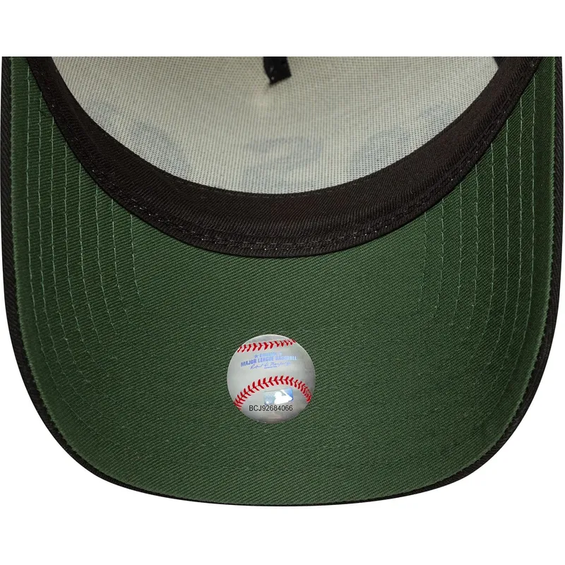 petten-gebogen-beige-snapback-a-frame-paisley-van-chicago-white-sox-mlb-van-new-era petten-gebogen-beige-snapback-a-frame-paisley-van-chicago-white-sox-mlb-van-new-era