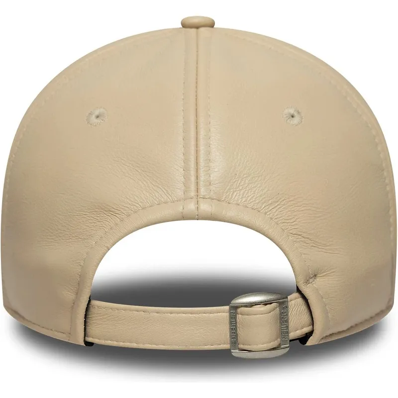 petten-gebogen-beige-verstelbaar-9twenty-leather-van-new-york-yankees-mlb-van-new-era
