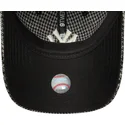 petten-gebogen-zwart-verstelbaar-9twenty-houndstooth-van-new-york-yankees-mlb-van-new-era