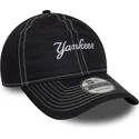 petten-gebogen-marineblauw-verstelbaar-9twenty-contrast-stitch-van-new-york-yankees-mlb-van-new-era