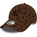 petten-gebogen-luipaard-verstelbaar-9forty-leopard-cord-van-new-york-yankees-mlb-van-new-era