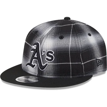 Petten plat zwart snapback 9FIFTY Retro Crown Plaid van Oakland Athletics MLB van New Era