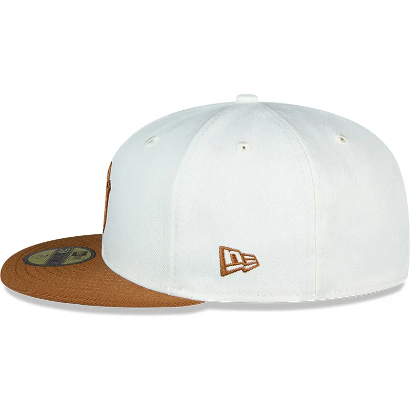 petten-plat-bruin-fitted-59fifty-chrome-toast-side-patch-van-new-york-yankees-mlb-van-new-era petten-plat-bruin-fitted-59fifty-chrome-toast-side-patch-van-new-york-yankees-mlb-van-new-era