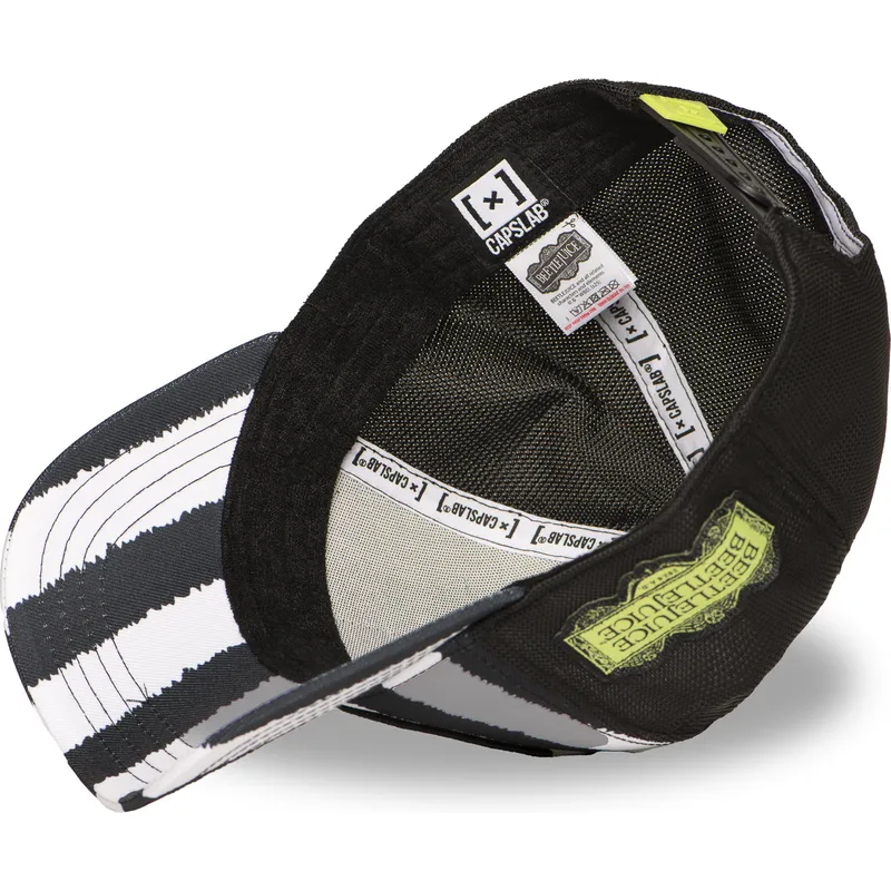 petten-gebogen-zwart-snapback-btj-str-beetlejuice-van-capslab