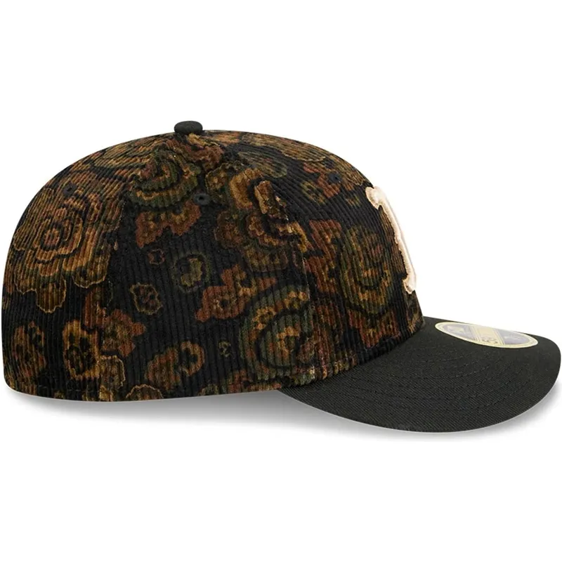 petten-gebogen-zwart-fitted-59fifty-low-profile-floral-cord-three-looms-printed-corduroy-van-boston-red-sox-mlb-van-new-era petten-gebogen-zwart-fitted-59fifty-low-profile-floral-cord-three-looms-printed-corduroy-van-boston-red-sox-mlb-van-new-era