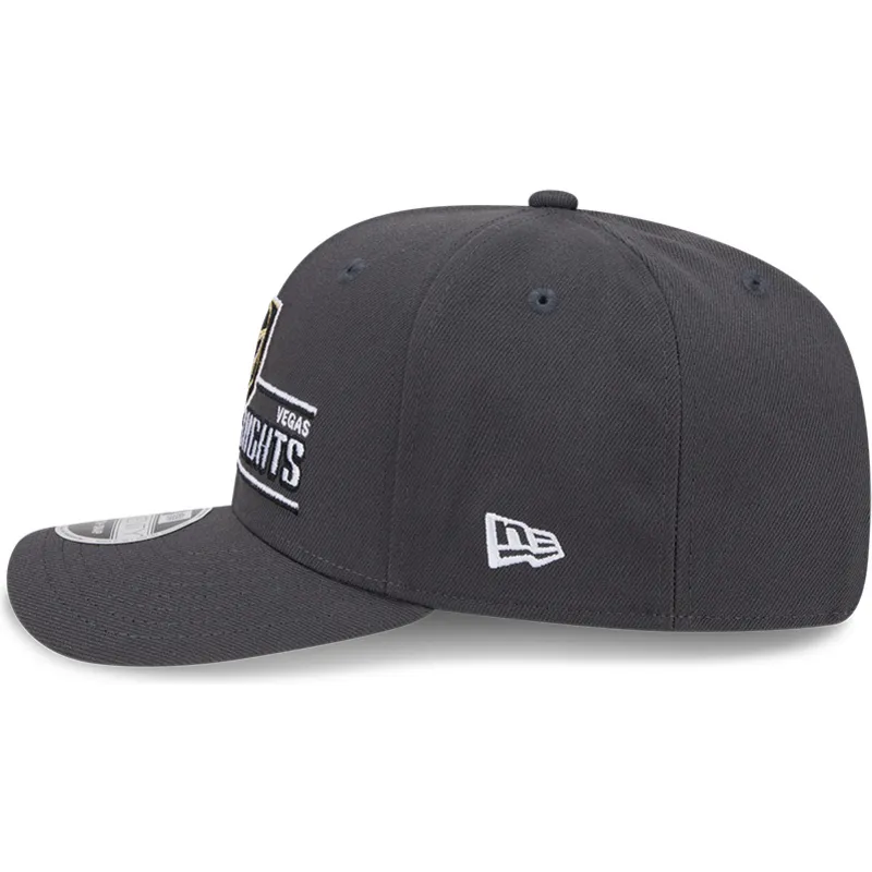 petten-gebogen-grijs-snapback-9seventy-stretch-snap-stated-van-vegas-golden-knights-nhl-van-new-era petten-gebogen-grijs-snapback-9seventy-stretch-snap-stated-van-vegas-golden-knights-nhl-van-new-era